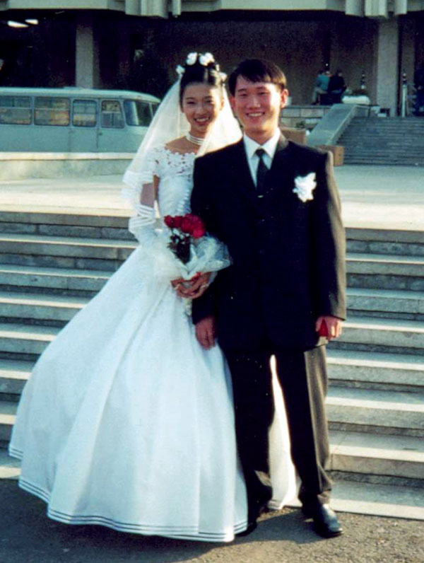 para.jpg (96132 bytes)